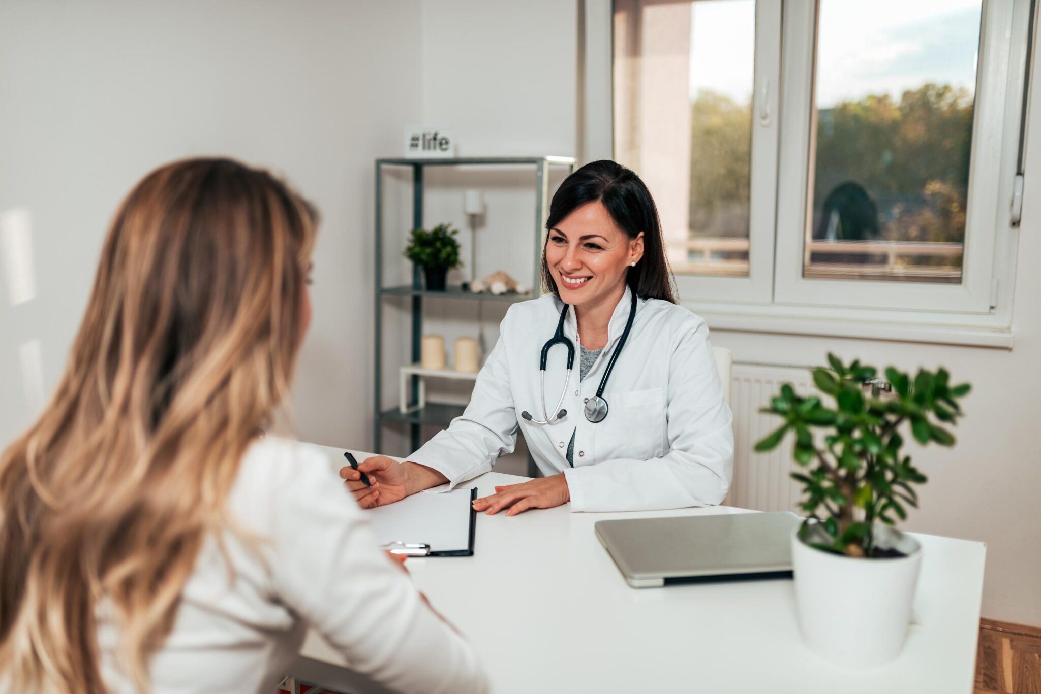 Walk-In Clinic in Calgary: When to Visit a Walk-In Doctor